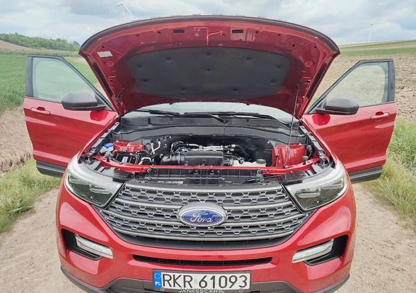 Ford Explorer cena 169000 przebieg: 80000, rok produkcji 2021 z Krosno małe 781